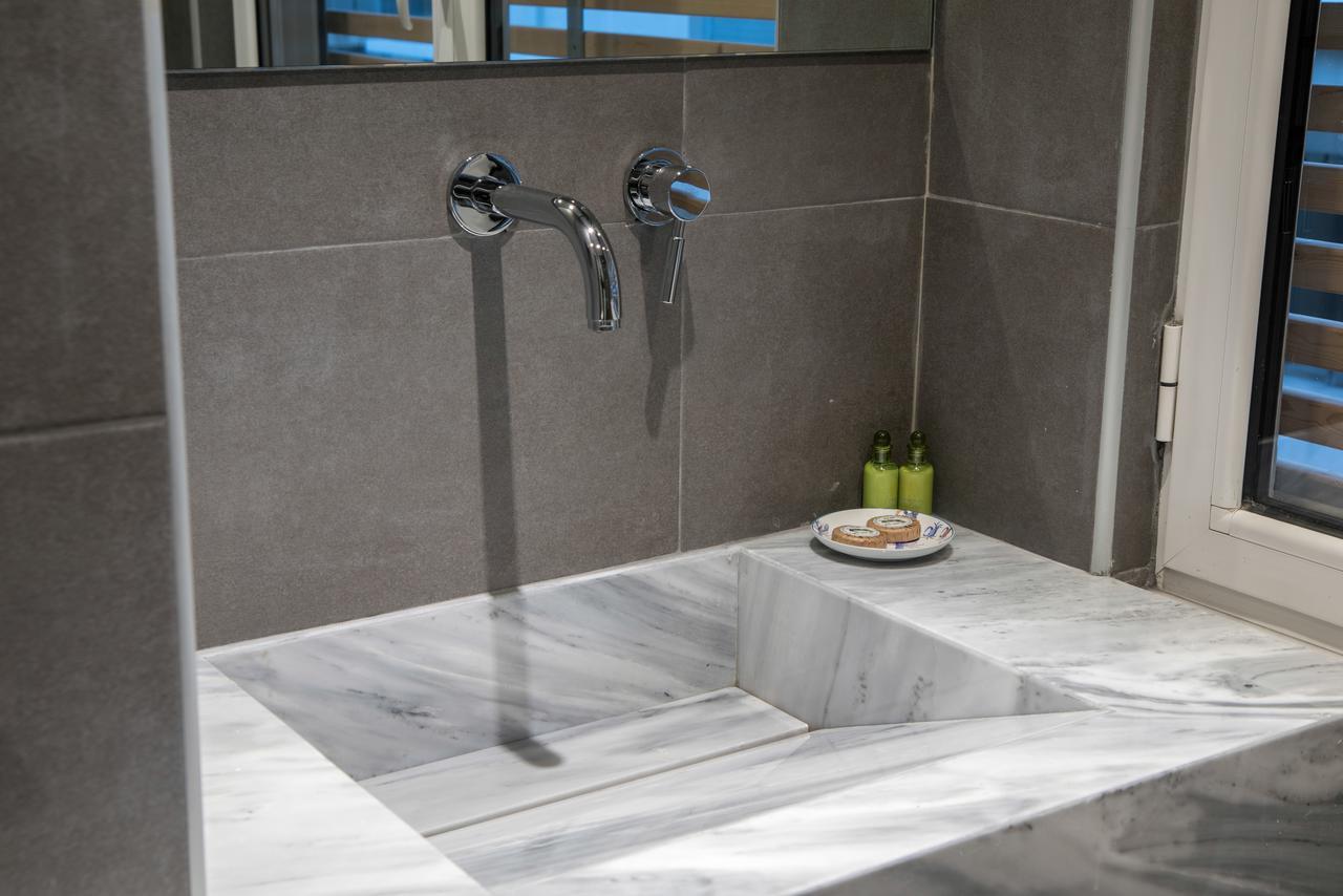 Ad Athens Luxury Rooms & Suites Bagian luar foto